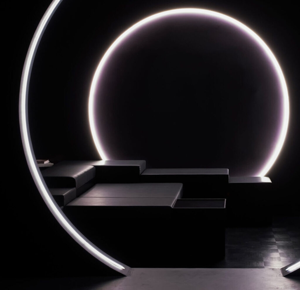 Circle wall in the overnight private wellness suite, The Circle Berlin.